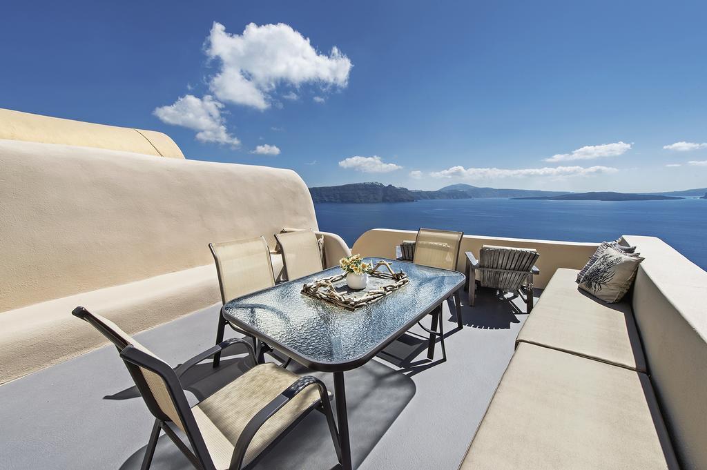 Lucky Homes - Oia Rom bilde