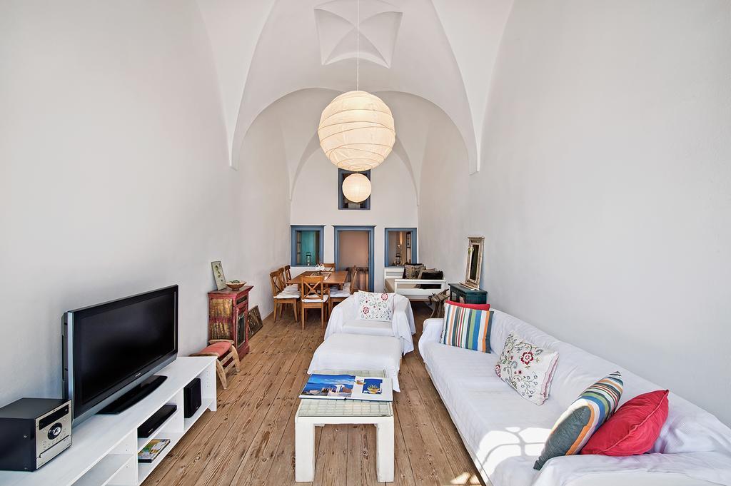 Lucky Homes - Oia Rom bilde