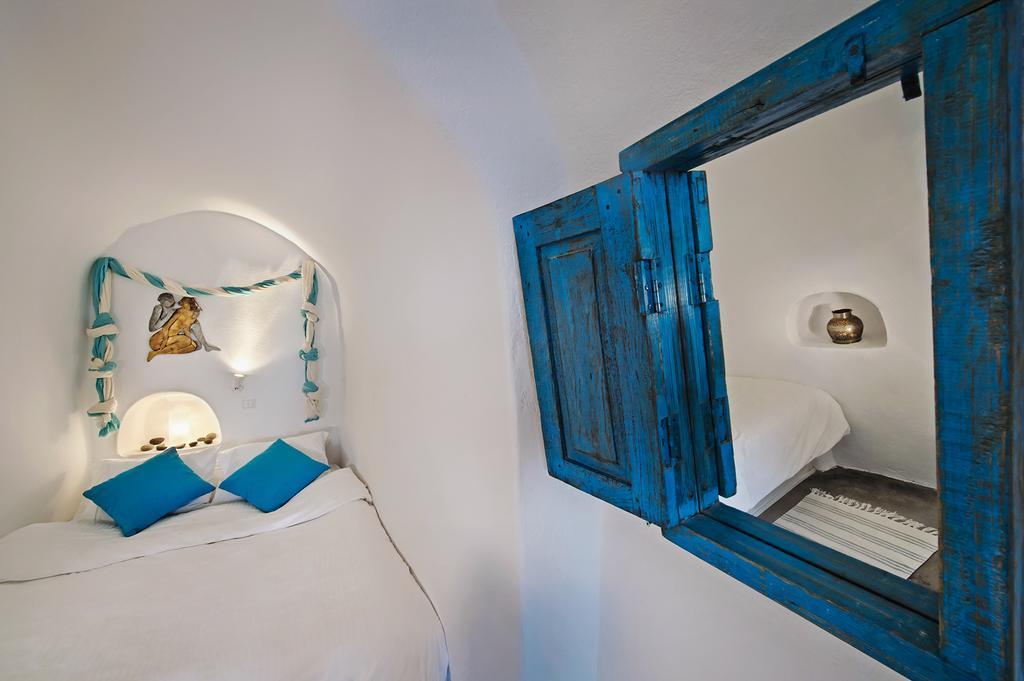 Lucky Homes - Oia Rom bilde