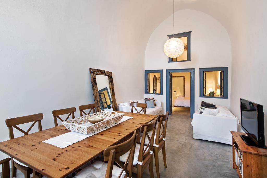 Lucky Homes - Oia Rom bilde